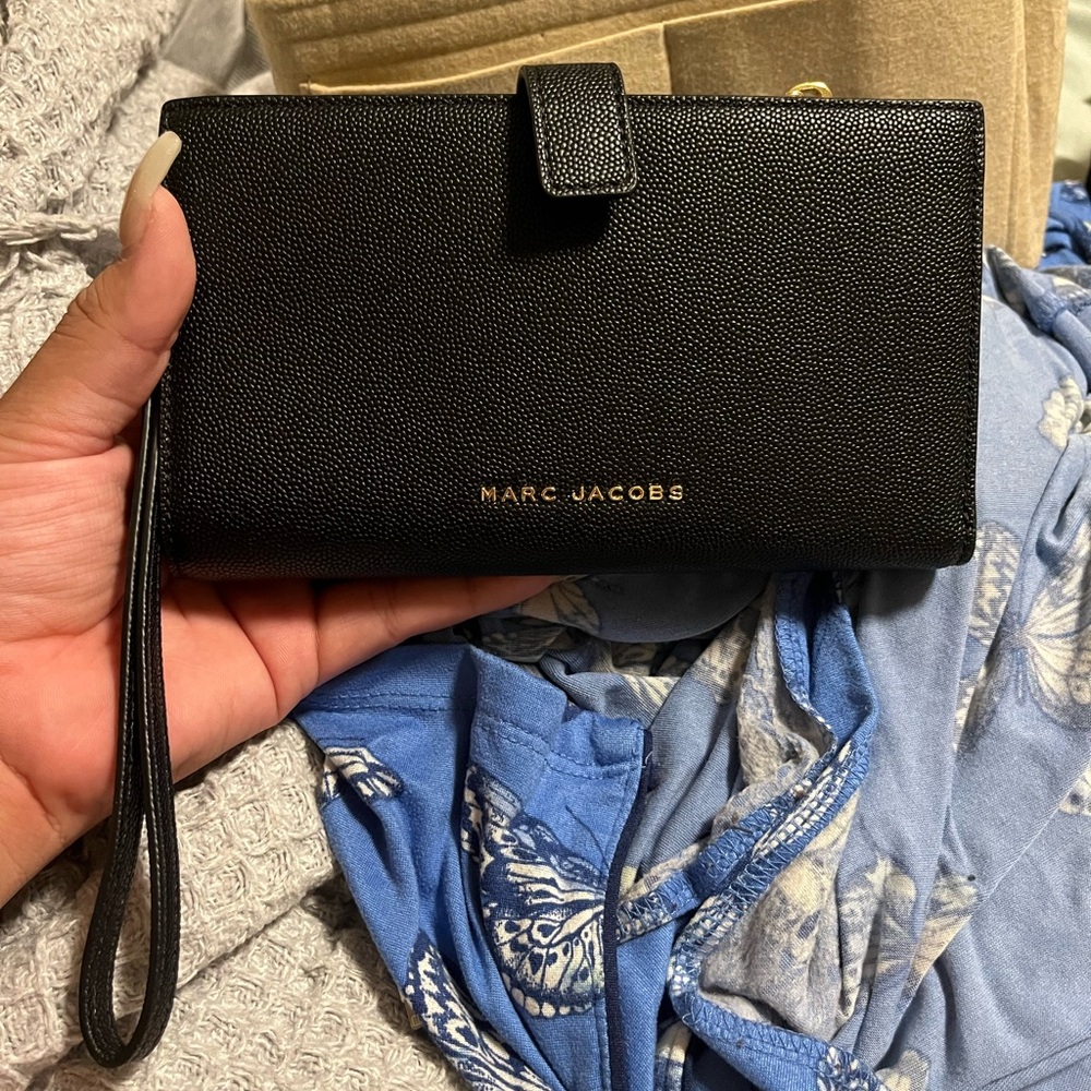Marc Jacobs wristlet